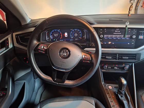 VOLKSWAGEN POLO 1.0 200 TSI HIGHLINE AUTOMÁTICO